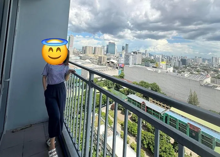 Vacay And Grass Residences Manila